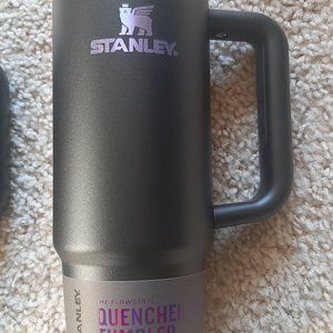 NEW STANLEY 30OZ BLACK CHROMA QUENCHER H20 FLOWSTATE TUMBLER - HARD TO FIND (#1)
